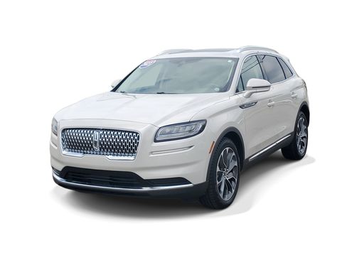Used 2023 Lincoln Nautilus Reserve AWD/4WD image 3