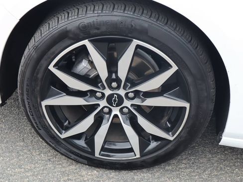 Used 2025 Chevrolet Malibu RS FWD image 14