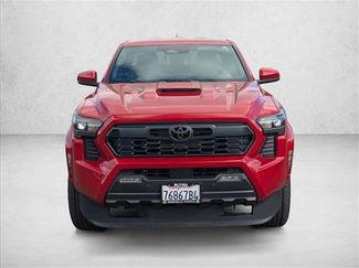 Used 2024 Toyota Tacoma TRD Sport w/ TRD Sport Upgrade Package video 2