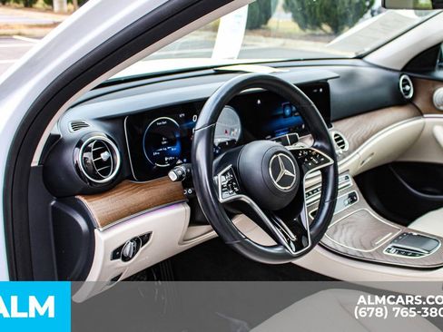 Used 2021 Mercedes-Benz E 350 4MATIC Sedan image 23
