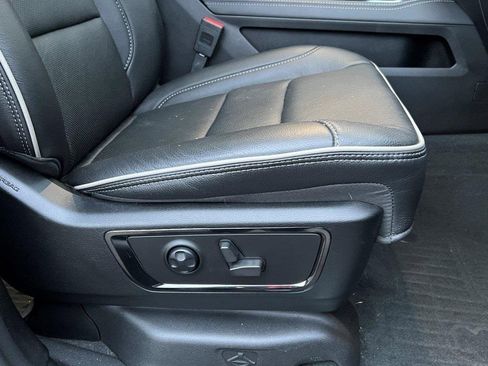 Certified 2023 RAM 1500 Limited w/ Cold Weather Group image 14