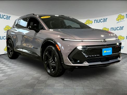 Used 2024 Chevrolet Equinox EV RS image 1