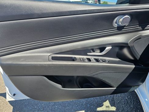 Used 2024 Hyundai Elantra SEL w/ Convenience Package FWD image 22