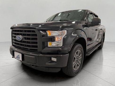Used 2015 Ford F150 XLT w/ Equipment Group 302A Luxury AWD/4WD image 12