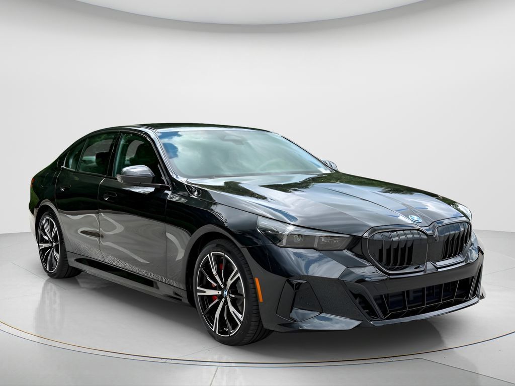 New 2027 BMW 550e xDrive w/ Premium Package AWD/4WD image 3