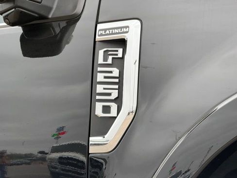 Used 2022 Ford F250 Platinum w/ Tremor Off-Road Package image 12