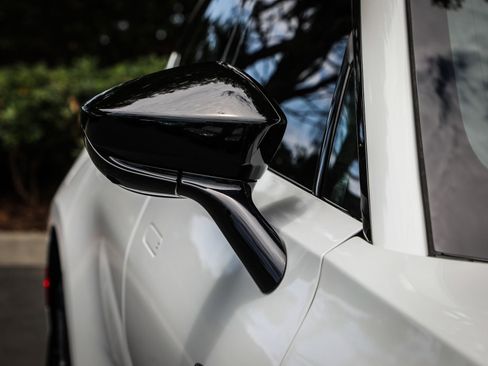 Used 2022 Aston Martin DBX AWD/4WD image 41
