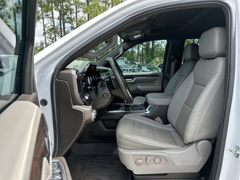 Certified 2023 GMC Sierra 1500 SLT w/ SLT Premium Package AWD/4WD image 19
