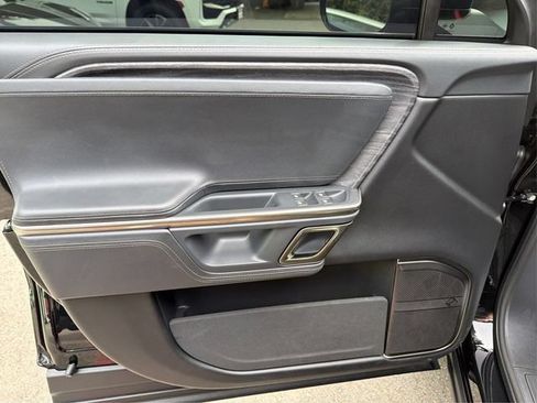 Used 2024 Rivian R1S Adventure AWD/4WD image 18