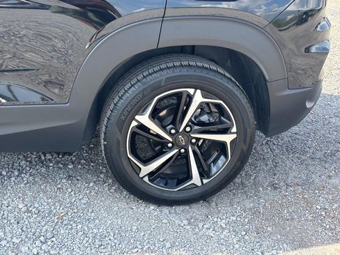 Used 2022 Chevrolet TrailBlazer RS w/ Sun and Liftgate Package FWD image 12