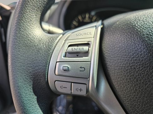 Used 2015 Nissan Altima 2.5 S w/ Power Driver Seat Package FWD image 5