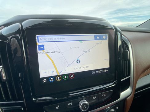 Used 2021 Chevrolet Traverse High Country image 19