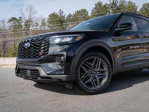 New 2026 Ford Explorer ST w/ Sun And Sound Package AWD/4WD image 6