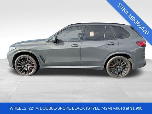 Used 2021 BMW X5 M50i w/ Executive Package image 4