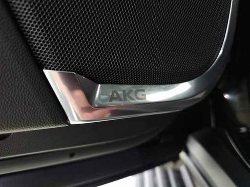 Used 2024 Cadillac Escalade ESV V w/ Heavy-Duty Trailer Package image 18