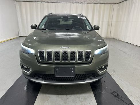 Used 2019 Jeep Cherokee Limited AWD/4WD image 3
