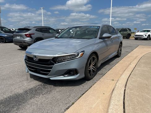 Used 2021 Honda Accord Touring image 1