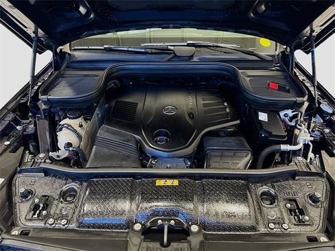 Used 2022 Mercedes-Benz GLS 450 4MATIC w/ AMG Line Exterior image 33