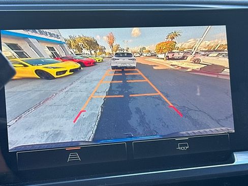 Used 2022 GMC Sierra 1500 Elevation image 27