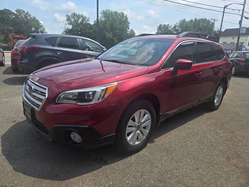 Used 2015 Subaru Outback 2.5i Premium AWD/4WD image 24