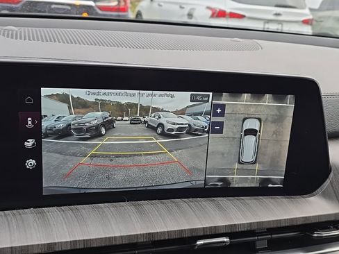 Used 2024 Kia Telluride SX Prestige w/ Towing Package image 16