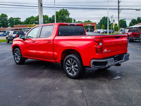 Used 2023 Chevrolet Silverado 1500 LT AWD/4WD image 5