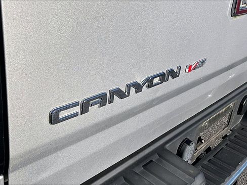 Used 2019 GMC Canyon 2WD Crew Cab w/ Convenience Package image 25