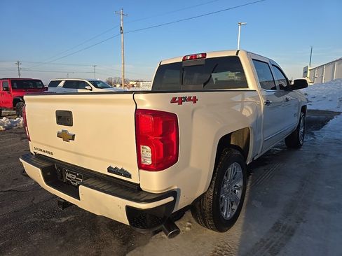 Used 2018 Chevrolet Silverado 1500 High Country image 9