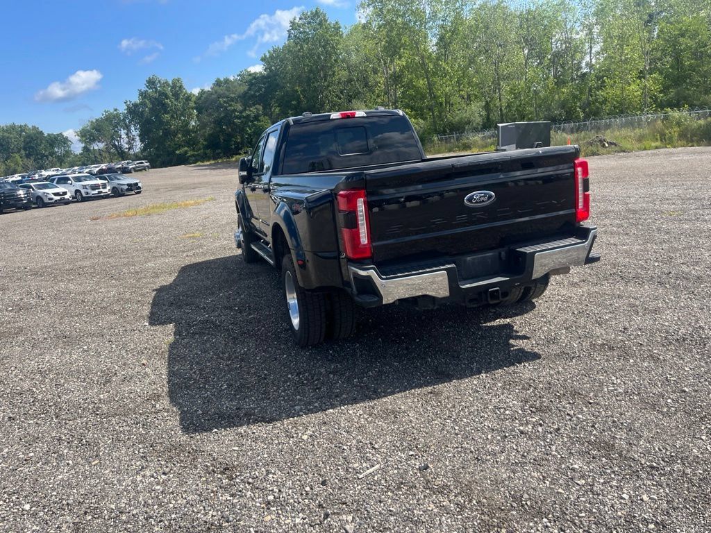Used 2024 Ford F450 Lariat w/ Snow Plow Prep Package AWD/4WD image 8