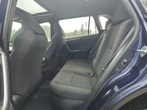 Used 2021 Toyota RAV4 SE w/ Weather & Moonroof Package image 26