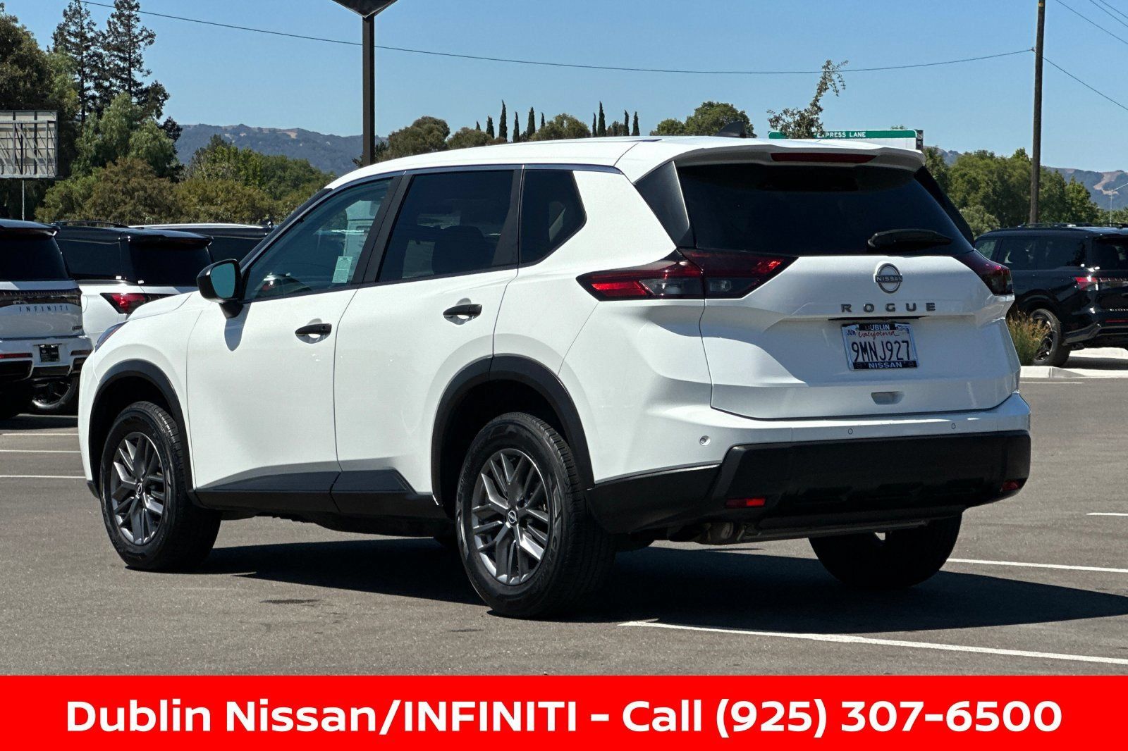 Certified 2024 Nissan Rogue S FWD image 6