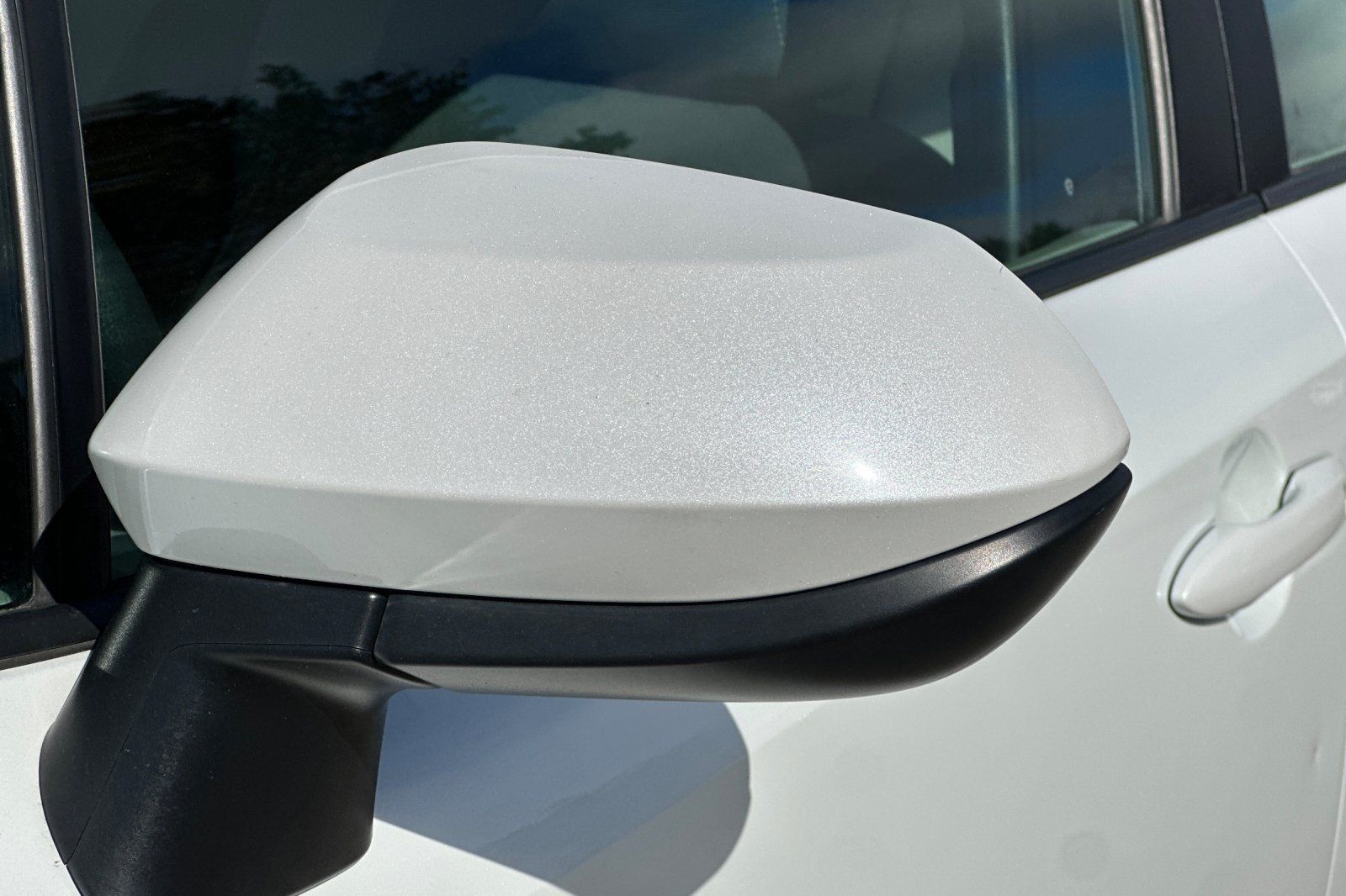 Used 2024 Toyota Corolla LE FWD image 50