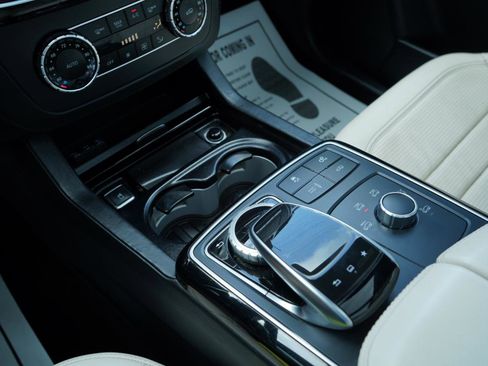 Used 2016 Mercedes-Benz GLE 63 AMG S w/ Driver Assistance Package image 40