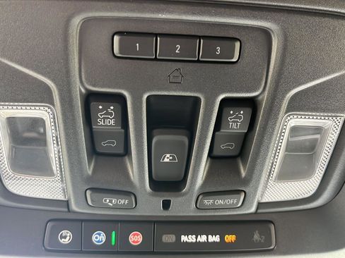 Used 2022 Chevrolet Silverado 1500 ZR2 w/ Technology Package AWD/4WD image 20