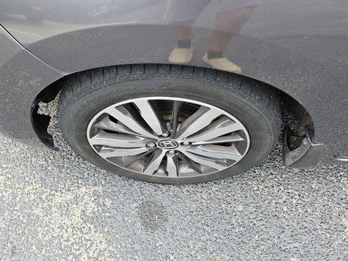 Used 2015 Honda Fit EX image 17