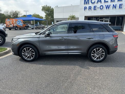 Used 2021 Lincoln Corsair FWD w/ Convenience Package image 3