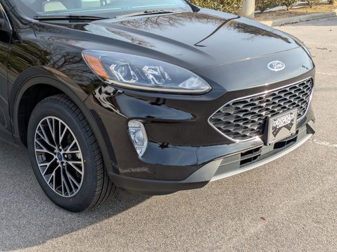 Certified 2022 Ford Escape SEL w/ Technology Package image 10