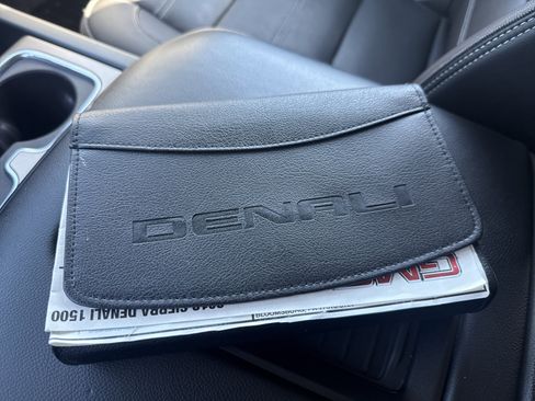 Used 2018 GMC Sierra 1500 Denali AWD/4WD image 32