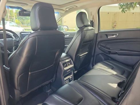 Used 2022 Ford Edge Titanium w/ Equipment Group 301A AWD/4WD image 13
