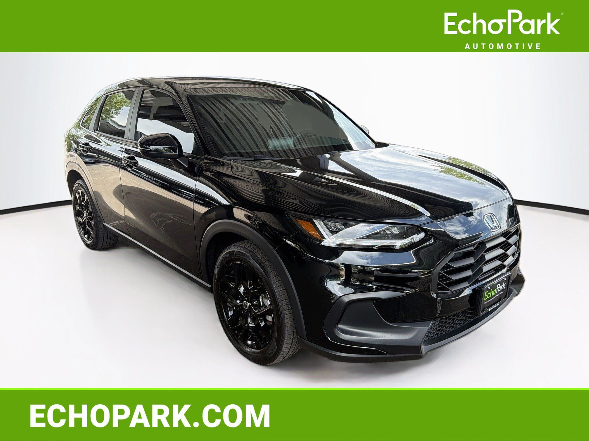 Used 2025 Honda HR-V Sport image 1