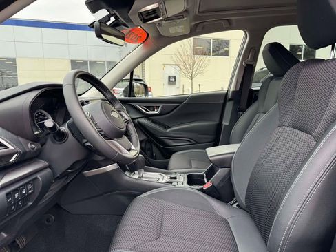 Used 2023 Subaru Forester Premium image 13
