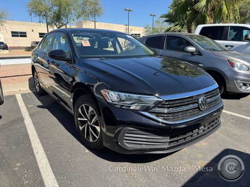 Used 2024 Volkswagen Jetta S FWD image 2