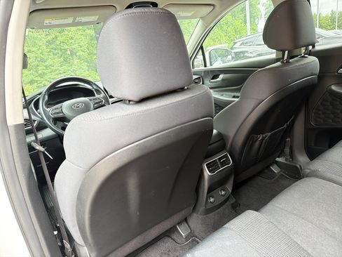 Used 2023 Hyundai Santa Fe SEL FWD image 18