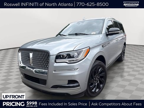 Used 2023 Lincoln Navigator Reserve AWD/4WD image 1