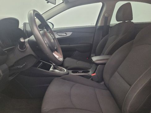 Used 2022 Kia Forte LXS w/ LXS Technology Package FWD image 17