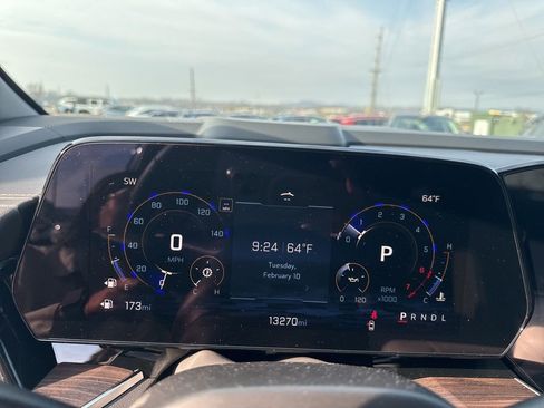 Used 2025 Chevrolet Tahoe Premier image 14