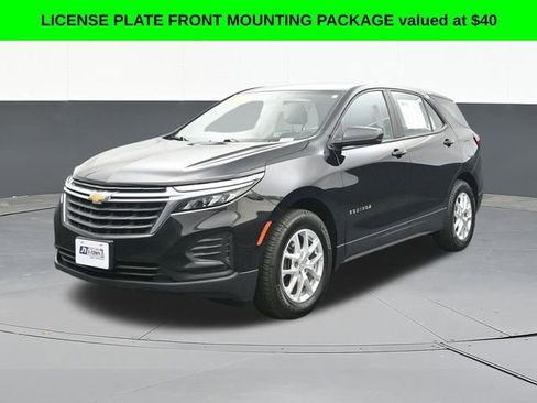 Used 2023 Chevrolet Equinox LS w/ LPO, Floor Liner Package FWD image 4