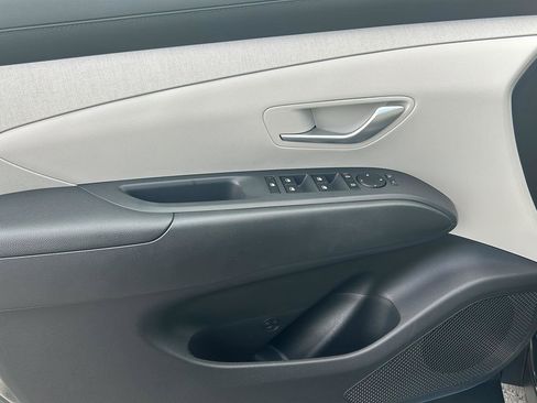 Certified 2025 Hyundai Tucson SEL AWD/4WD image 13