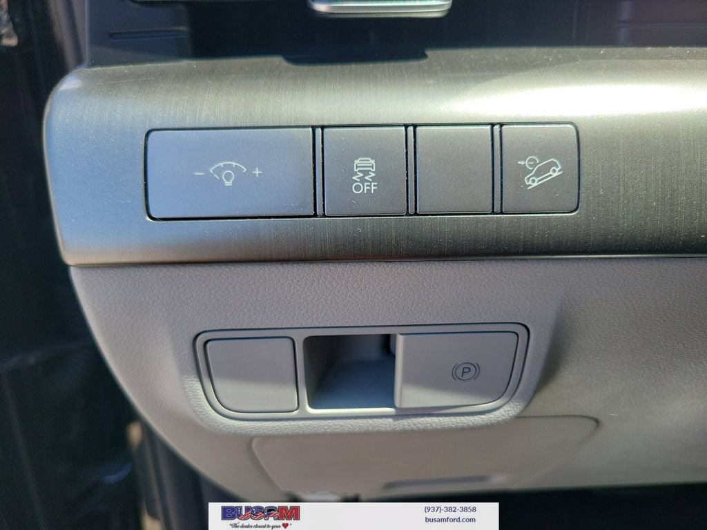 Used 2024 Hyundai Kona SEL FWD image 16