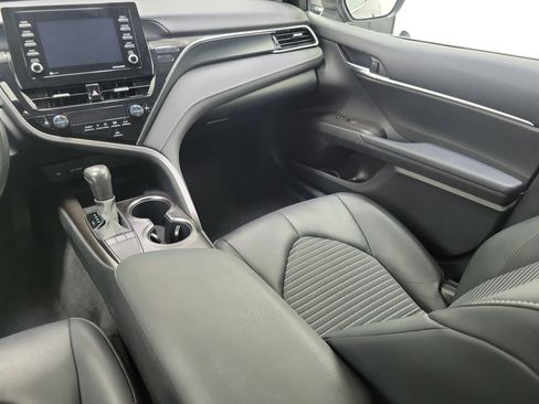 Certified 2024 Toyota Camry SE FWD image 15